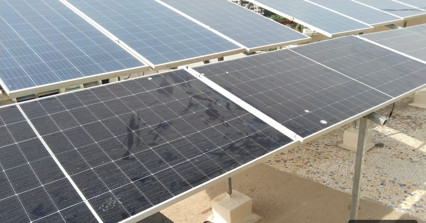 Solar array at Indraprastha Sankul CHSL, Kalyan West